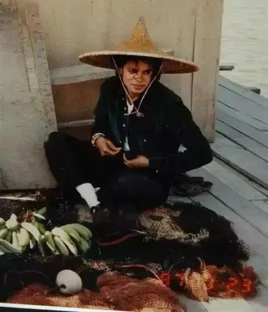 一個年逾花甲的中國粉絲眼中的邁克爾•傑克遜 一個年逾花甲的中國粉絲眼中的邁克爾•傑克遜