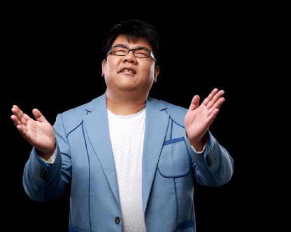 從勵志的盲人歌手到人人唾棄，楊光怎麼就走到了今天這種地步？