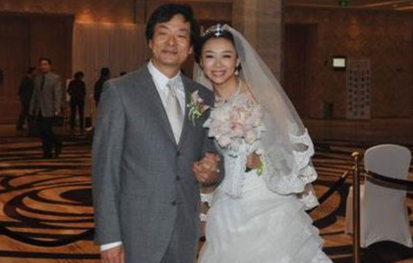 10位零緋聞的老戲骨,個個都和原配白頭到老,最長的相守65年 10位零緋聞的老戲骨,個個都和原配白頭到老,最長的相守65年