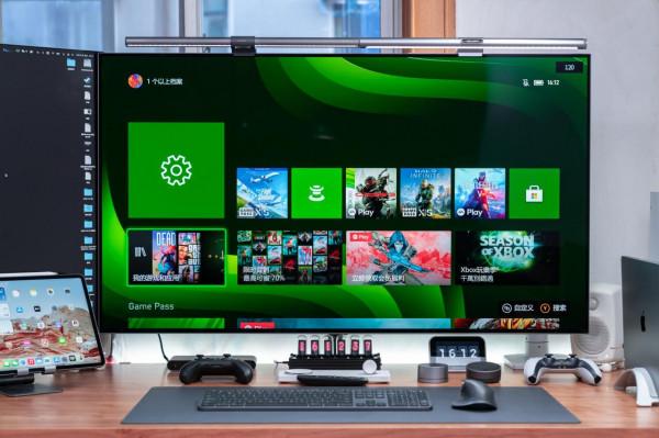 比電視還爽的 48 吋 OLED 桌面電競巨屏，KTC G48P5 顯示器測評詳解