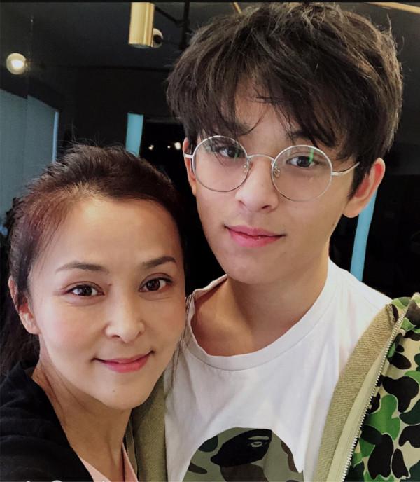 這五位知名離異女演員,有人45歲仍嚮往愛情,有人60歲活出自我 這五位知名離異女演員,有人45歲仍嚮往愛情,有人60歲活出自我