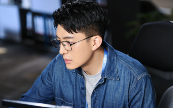 開播一集，收視率破1，口碑爆棚，央視這部開年大戲堪稱“王炸”