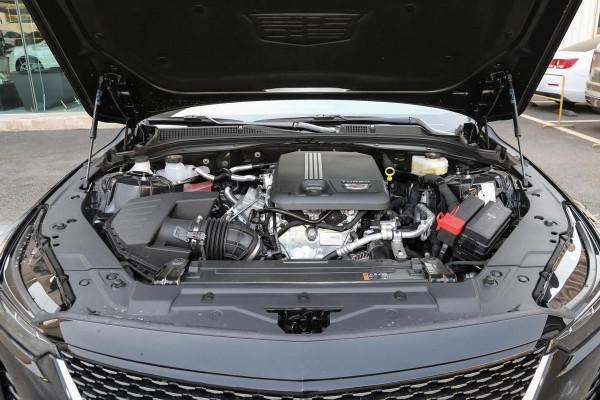 標配2.0T+10AT，後驅結構，27.97萬起，帶你體驗凱迪拉克CT5
