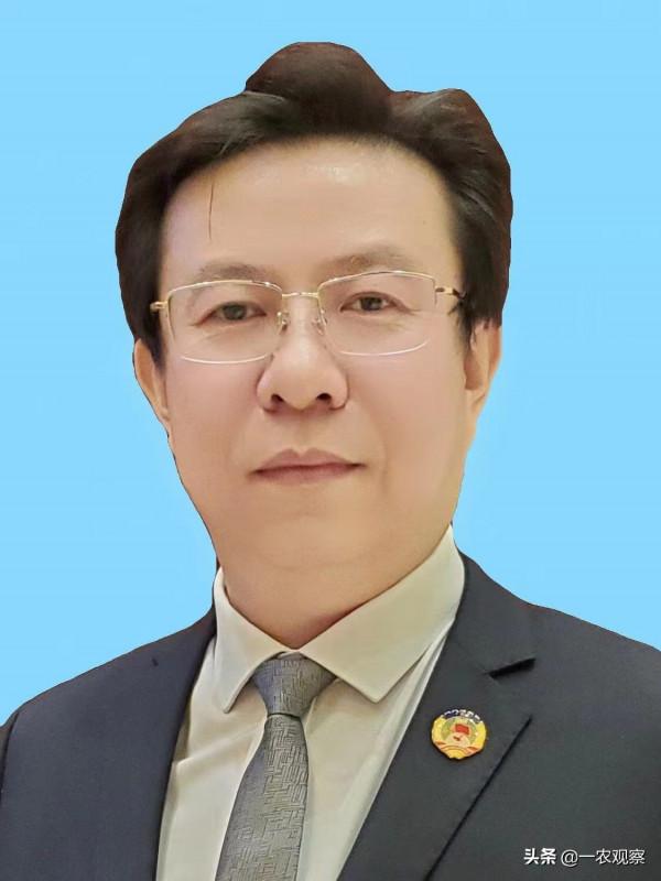 請您品讀“中秋·鐘樓街”詩兩首