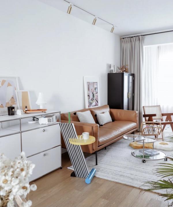 70㎡老破小，堅決砸掉兩面牆，讓客餐廚、書房一體化，太讚了