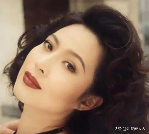 老戲骨孫淳：陪患病妻子35年零緋聞，一生丁克無子，晚年和狗相伴