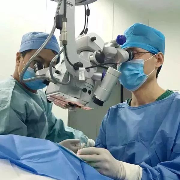 【佑安傳播】防患未然，佑安眼科專家告訴您長時間看手機五種眼病可能會找上門