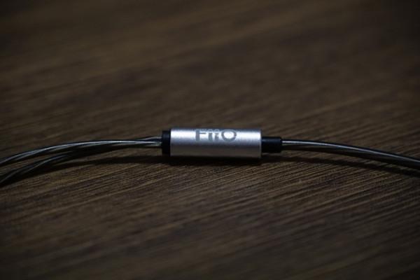 飛傲最便宜的入耳式耳機評測，兼談6款百元級耳機素質PK