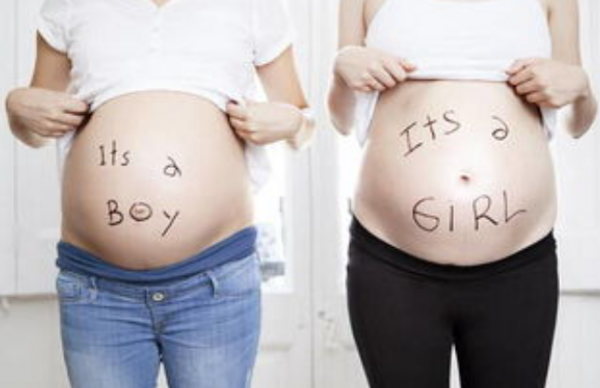 準媽媽肚皮&OpenCurlyDoubleQuote;長毛毛&rdquo;，丈夫擔心生男寶，孕肚上的學問真難搞