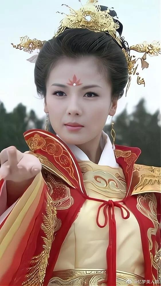 劉濤古裝桌布 劉濤古裝桌布