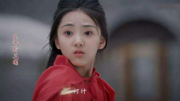 還記得演《紅樓夢》的那群&OpenCurlyDoubleQuote;小戲骨&rdquo;嗎？她們現在越來越漂亮了