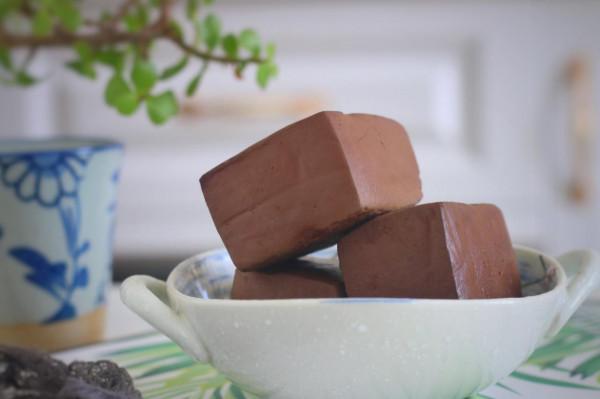 大愛的血豆腐,製作是如此簡單,沒任何新增,自己做得放心吃 大愛的血豆腐,製作是如此簡單,沒任何新增,自己做得放心吃