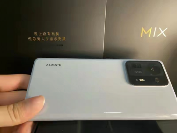 小米旗艦大降價，真全面屏&plus;120W快充，等等黨可以入手啦