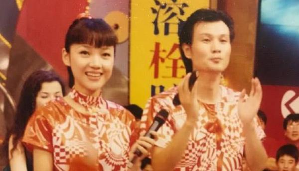 “安徽衛視一姐”周群：大火時與郭德綱傳緋聞，如今自曝月薪3000