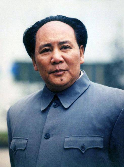 他不是特型演員，卻演出了不一樣的毛澤東