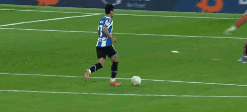 武磊的這個單刀，有點意思