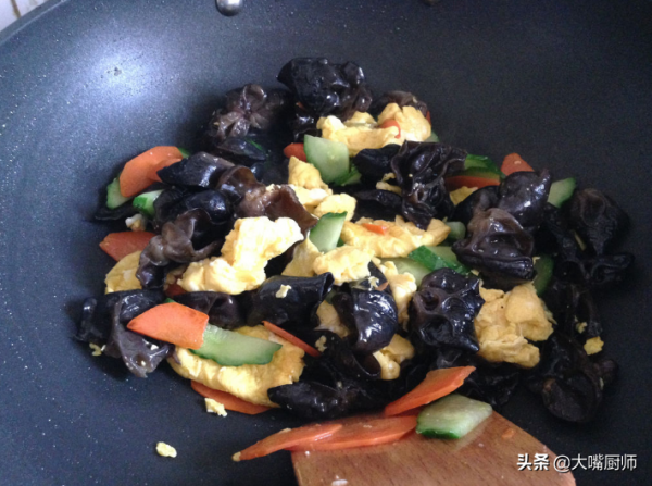 過年大魚大肉吃多了，嚐嚐這4道素菜，清爽不油膩，好吃不怕胖