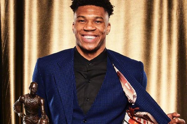 如果勒布朗詹姆斯在2018年加盟休斯頓火箭隊? 如果勒布朗詹姆斯在2018年加盟休斯頓火箭隊?