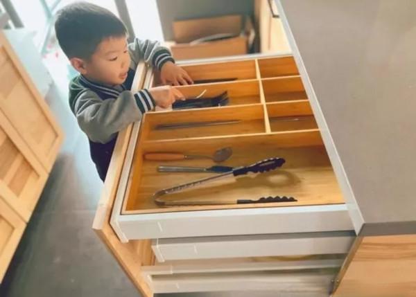 200㎡的房子換成100㎡後,空間縮小一半,家裡反而更井井有條了 200㎡的房子換成100㎡後,空間縮小一半,家裡反而更井井有條了