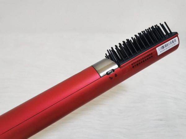 暴躁girl必備，三分鐘告別炸毛~添可秀萬智慧美髮梳使用分享