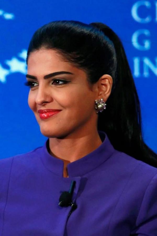 沙特前王妃:烏髮如雲的中東美人,嫁大28歲王子,不穿黑袍不遮面 沙特前王妃:烏髮如雲的中東美人,嫁大28歲王子,不穿黑袍不遮面