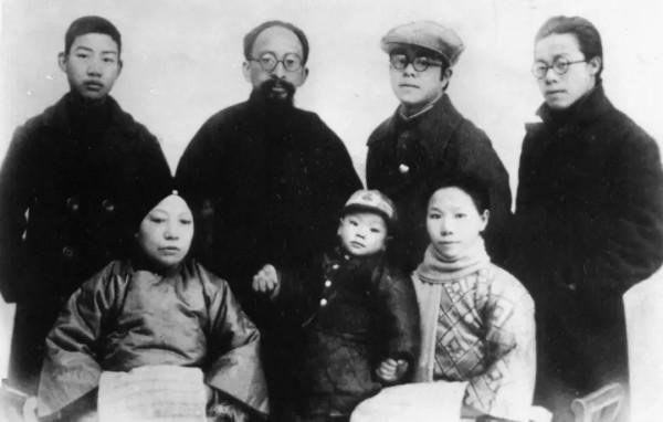 曉莊十英烈尋訪│袁諮桐：最小烈士被敵人改大兩歲後殺害