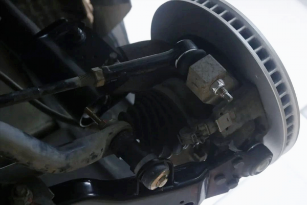 怪獸修車：2010年的老款GL8全車整備翻新，滿血復活，重回巔峰