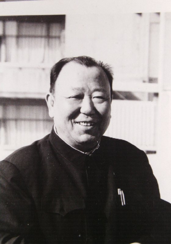 他曾任陝西省委書記,路遙筆下原型人物,外號“老白”,享年89歲 他曾任陝西省委書記,路遙筆下原型人物,外號“老白”,享年89歲