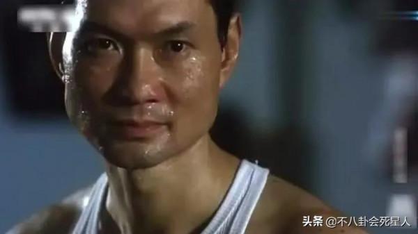 年輕時長相兇惡,老了變和善的8位男星,58歲張耀揚一頭白髮 年輕時長相兇惡,老了變和善的8位男星,58歲張耀揚一頭白髮