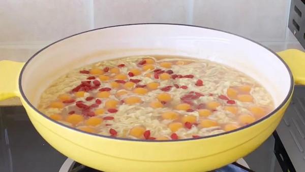 冬天手腳冰涼，面色暗黃，學會這樣吃，解決了很多女人的煩惱