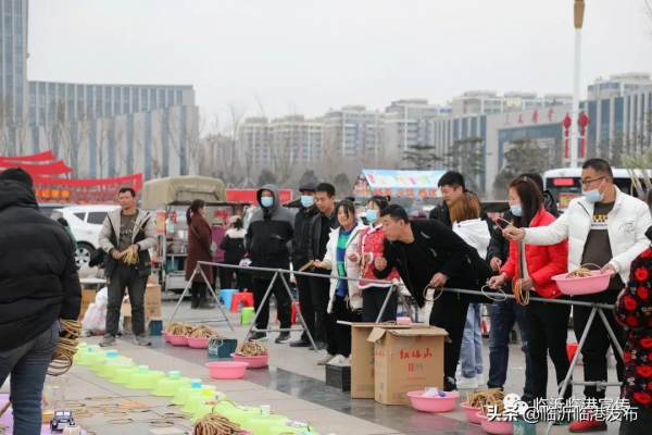 沉浸式體驗臨港“煙火氣” 沉浸式體驗臨港“煙火氣”
