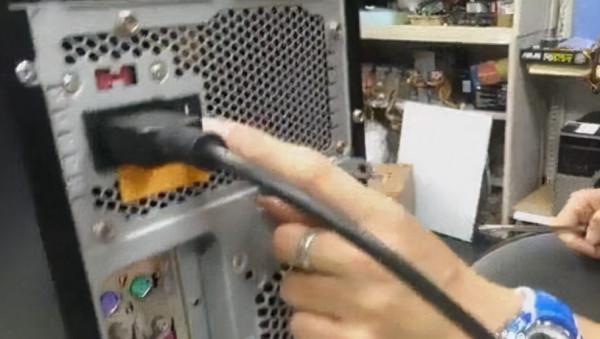 電腦關不了機該如何解決？