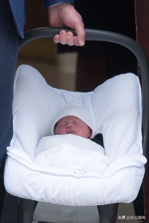 英國王室路易斯王子從出生到現在最可愛的37張照片