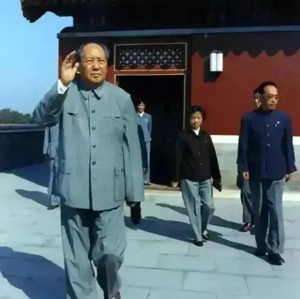 毛主席對工業化和上山下鄉的思考