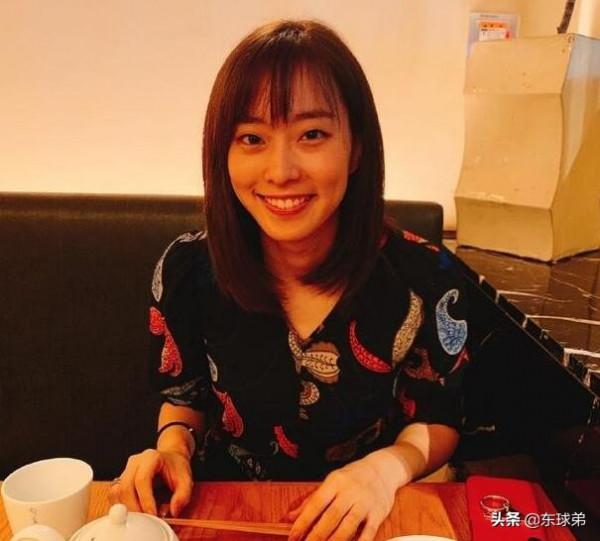 有顏有名氣,馬龍為何拒絕石川佳純示愛,選擇和粉絲夏露結婚? 有顏有名氣,馬龍為何拒絕石川佳純示愛,選擇和粉絲夏露結婚?