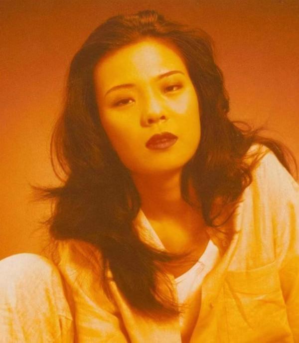 1999年，《說唱臉譜》謝津從23樓跳下，是備受打擊還是另有隱情？