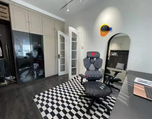 90後小夫妻，因太會佈置而走紅，把138㎡婚房裝成網友們的理想家