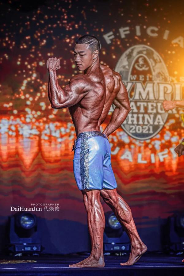 健身榜樣|胃癌帶給他20cm傷疤靠健美重塑鋼鐵之軀,鐵血戰士王寅 健身榜樣|胃癌帶給他20cm傷疤靠健美重塑鋼鐵之軀,鐵血戰士王寅