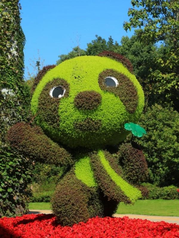 進博會開幕在即!綻放在道路、主題景點、花壇花境的限定美景來了→ 進博會開幕在即!綻放在道路、主題景點、花壇花境的限定美景來了→