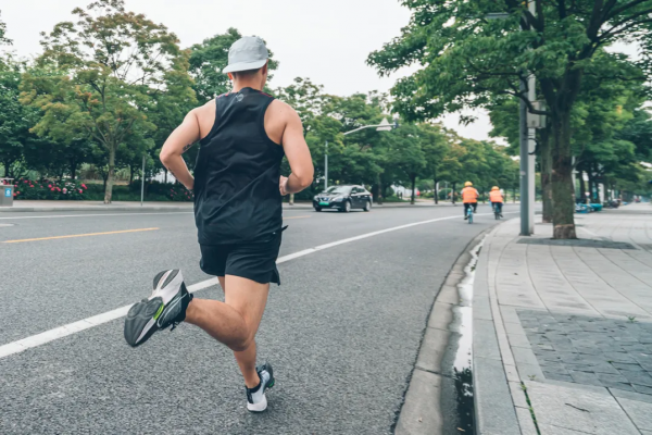 觀察 | 吃多了獨自跑步的苦,嚐嚐看訓練營的甜吧 觀察 | 吃多了獨自跑步的苦,嚐嚐看訓練營的甜吧