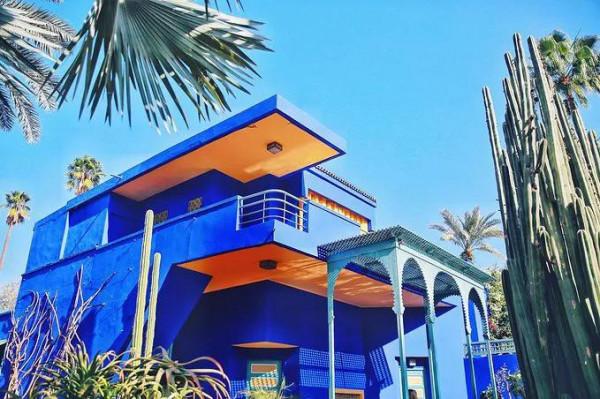 摩洛哥《刑法》第490條：未婚夫婦同處一室，最高可判一年監禁