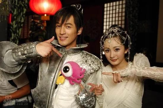 胡歌已經6年沒有談過戀愛，是被幾段感情傷了，還是想高質量單身