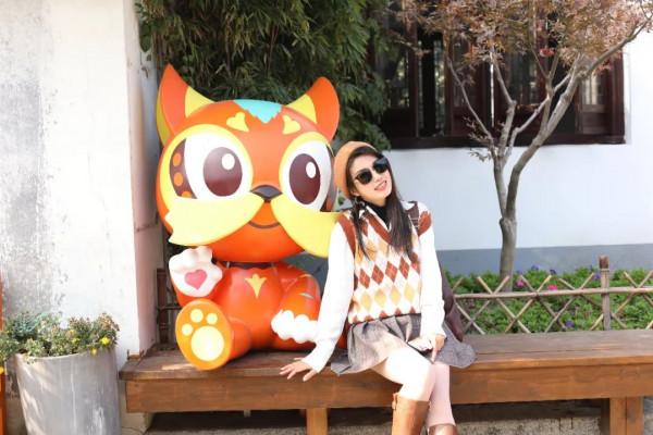 1年有150天住酒店，44次旅行，47次飛行！這江南女子怎麼做到的？