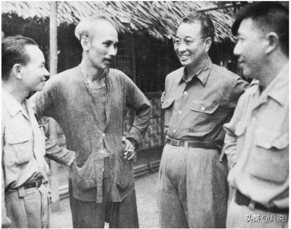 中越戰爭，蘇聯並非沒有反應：蘇軍大將帶顧問團，緊急赴河內