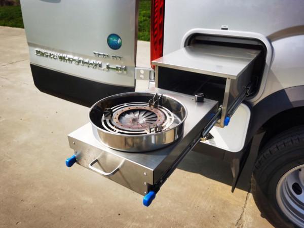 V590無中門橫床版來啦，超大橫床，任意翻滾也不怕