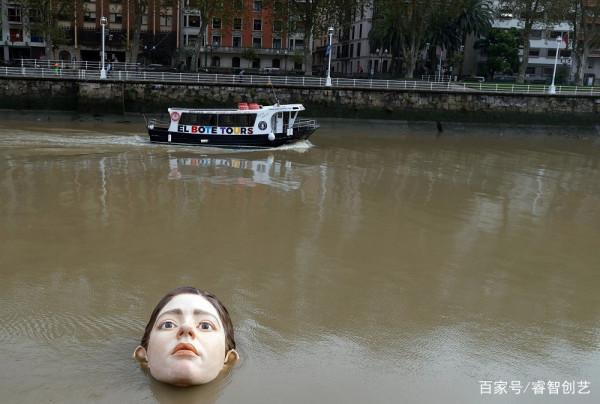 「溺水少女」載浮載沉，地球未來誰予關心