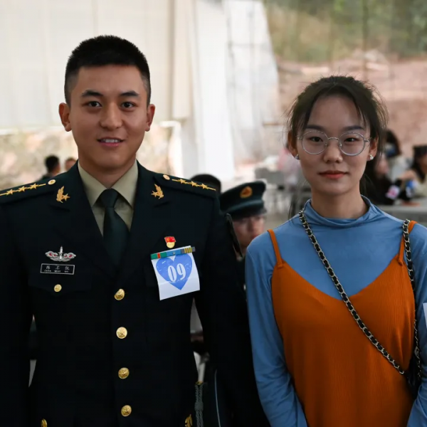 會聚良緣,這場軍地聯誼ོོ有ོོ點ོོ甜ོོ! 會聚良緣,這場軍地聯誼ོོ有ོོ點ོོ甜ོོ!