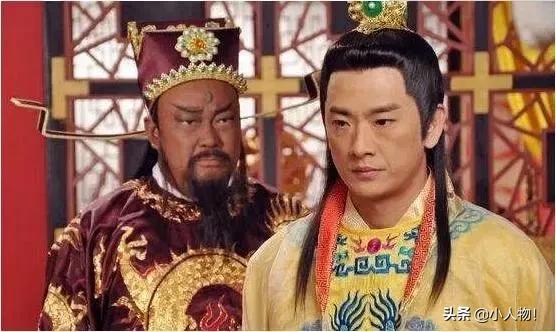 中國2000年出了400多個皇帝，真正稱得上大帝的僅10人