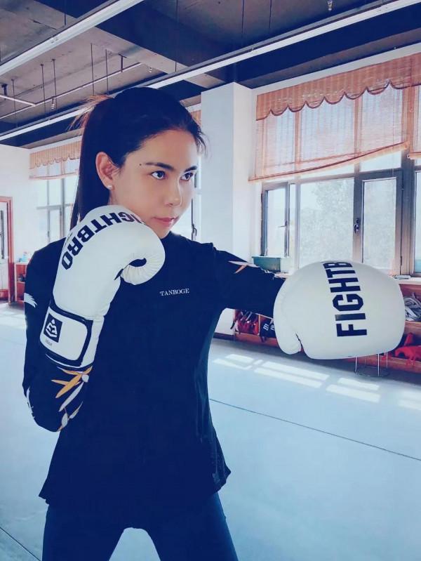 拳擊是我的專業,詠春拳是業餘愛好 拳擊是我的專業,詠春拳是業餘愛好