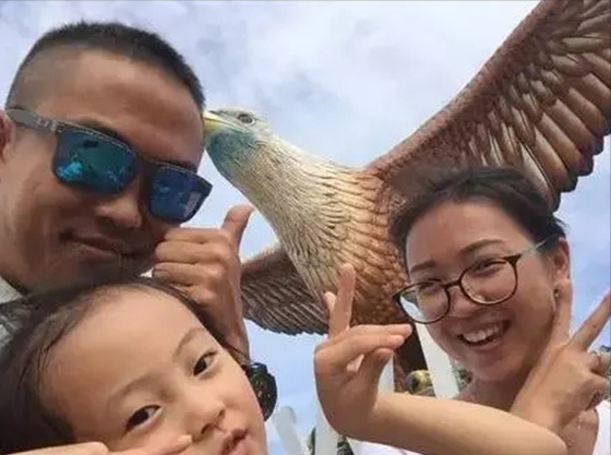 還記得辭職賣房、帶娃環球遊那個山東家庭嗎？他們如今怎麼樣了